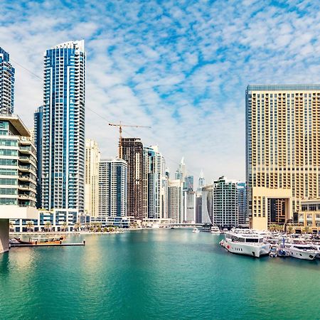 Step Into Serenity - Discover Modern Living In 1Br Apartment With Panoramic Views In Dubai Marina Near Jbr Walk, Beach And Bla Bla Club Exteriör bild