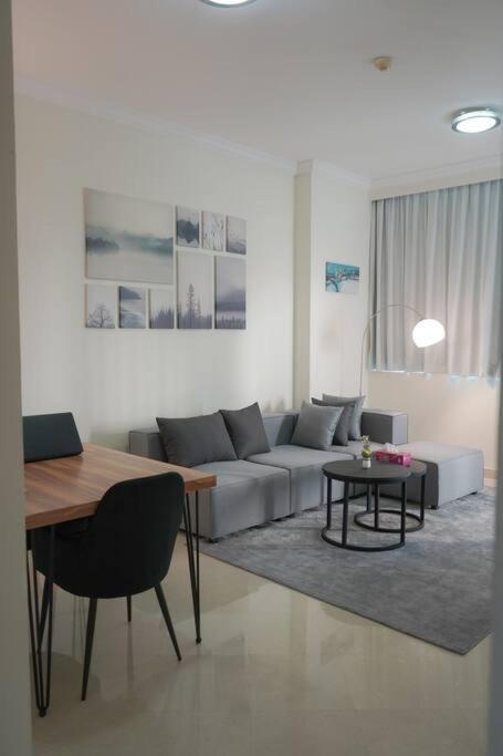 Step Into Serenity - Discover Modern Living In 1Br Apartment With Panoramic Views In Dubai Marina Near Jbr Walk, Beach And Bla Bla Club Exteriör bild